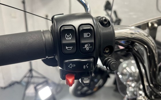 Gebrauchtmotorrad Harley-Davidson Touring Road King Special FLHRXS - Bild 7