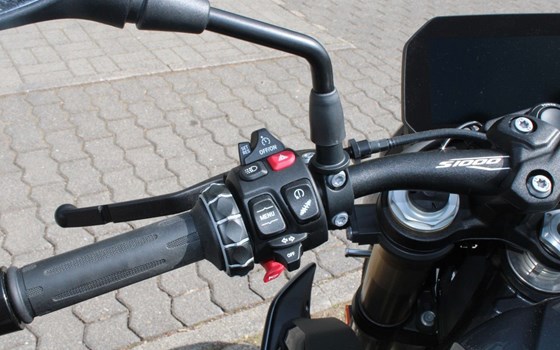 Gebrauchtmotorrad BMW S 1000 R - Bild 14