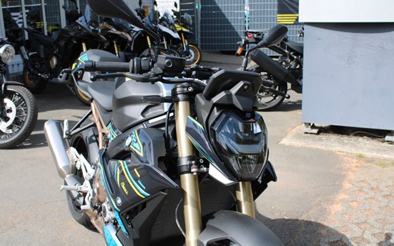 Gebrauchtmotorrad BMW S 1000 R - Bild 7