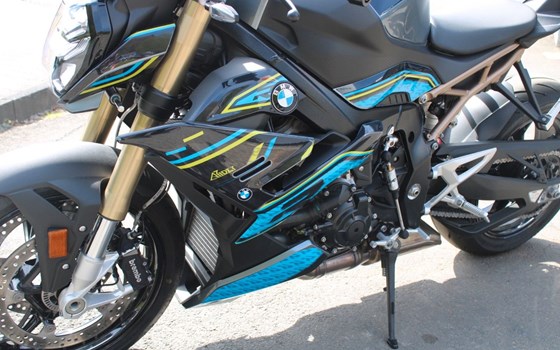 Gebrauchtmotorrad BMW S 1000 R - Bild 8