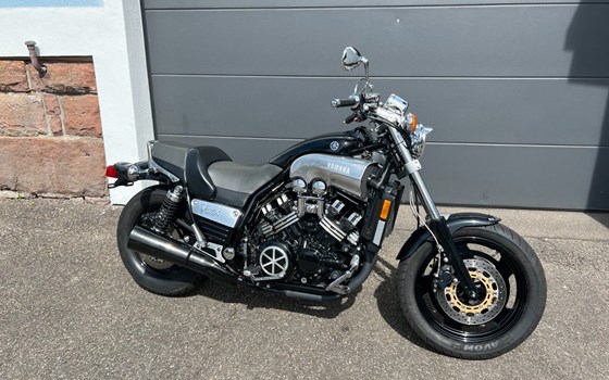 Gebrauchtmotorrad Yamaha V-Max VMX 1200 - Bild 1