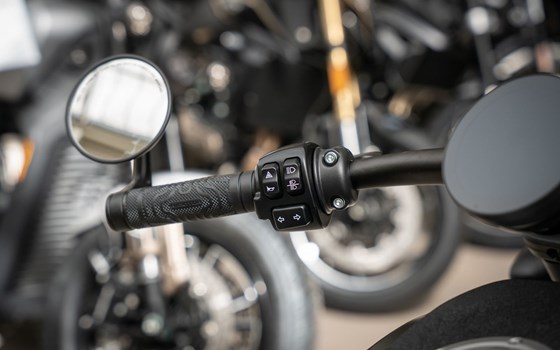 Neufahrzeug QJ Motor SRV 600V - Bild 9