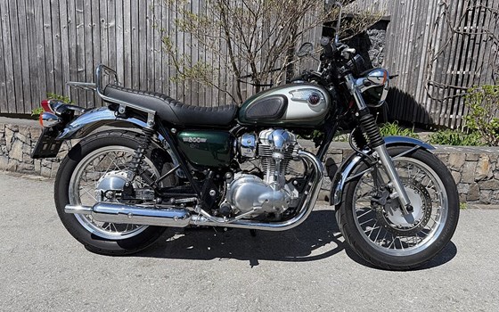 Gebrauchtmotorrad Kawasaki W800 - Bild 1