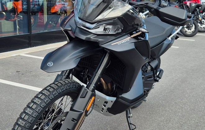 CFMOTO 800MT-X