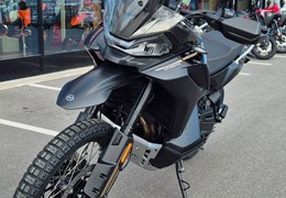 Neumotorrad CFMOTO 800MT-X