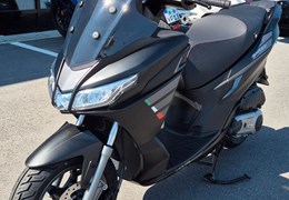 Neumotorrad Aprilia SXR 50