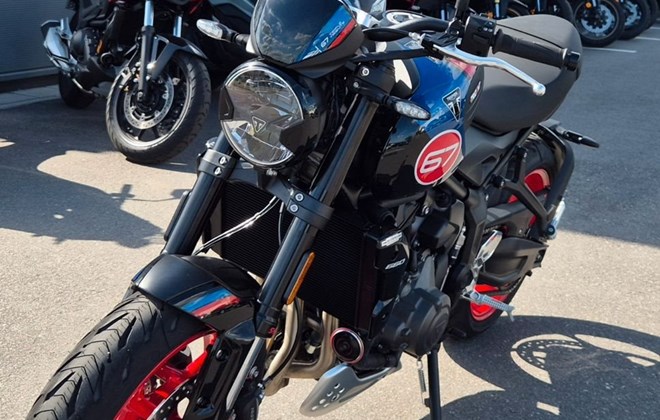 Triumph Trident 660 Triple Tribute