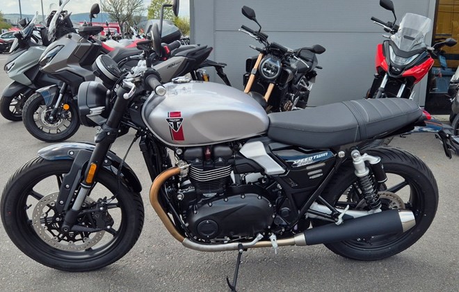 Triumph Speed Twin 900