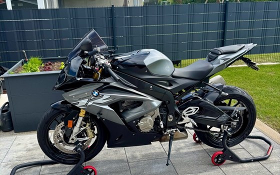 Gebrauchtmotorrad BMW S 1000 RR - Bild 1