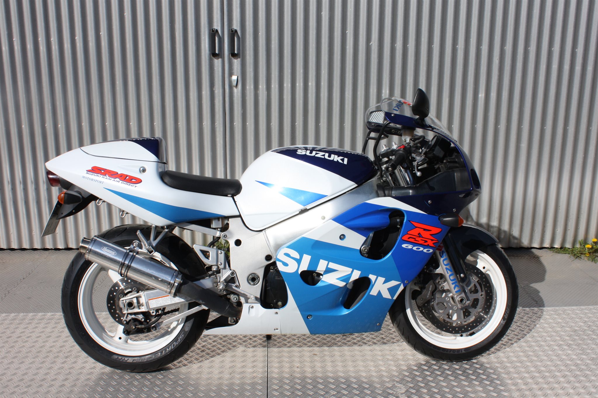 Suzuki GSX-R 600 SRAD GSXR
