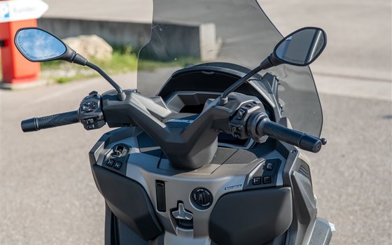 Gebrauchtmotorrad Piaggio MP3 530 HPE Exclusive - Bild 9