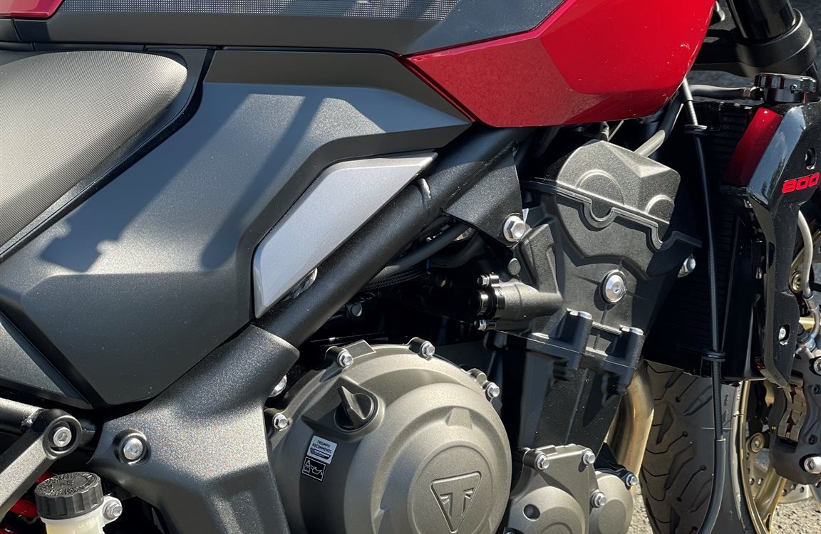 Angebot Triumph Trident 800