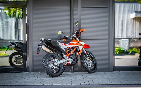 Neufahrzeug KTM 690 Enduro R - Bild 2