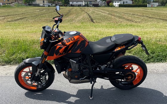 Gebrauchtmotorrad KTM 690 Duke - Bild 2