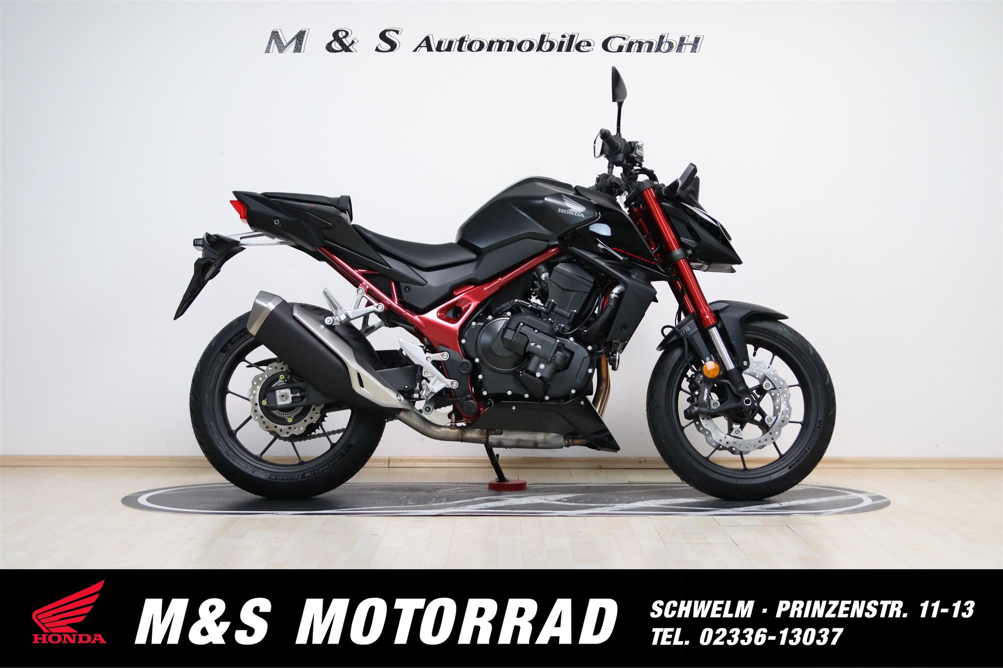 Honda CB750 Hornet E-Clutch