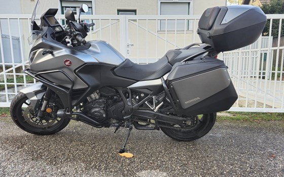 Gebrauchtmotorrad Honda NT1100 DCT - Bild 1