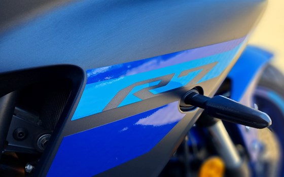 Gebrauchtmotorrad Yamaha R7 - Bild 2