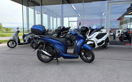 Gebrauchtmotorrad Honda SH125i - Bild 1