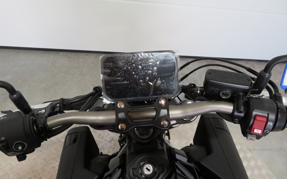 Gebrauchtmotorrad Honda CB650R - Bild 9