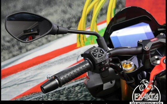 Gebrauchtmotorrad Aprilia Tuono 660 Factory 35kW - Bild 13