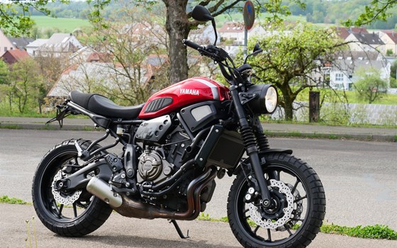 Gebrauchtmotorrad Yamaha XSR700 - Bild 1