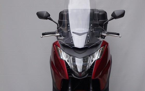 Gebrauchtmotorrad Honda Integra - Bild 17