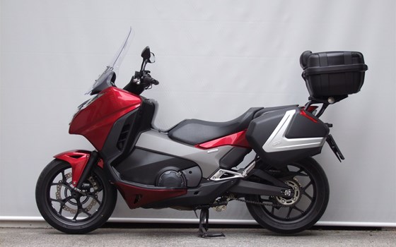 Gebrauchtmotorrad Honda Integra - Bild 4