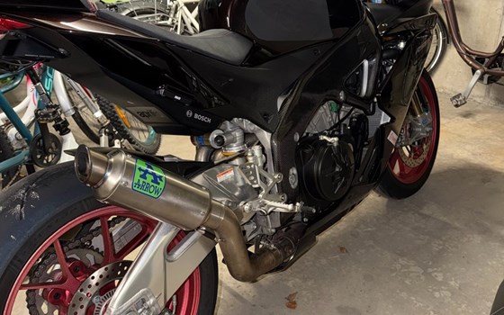 Gebrauchtmotorrad Aprilia RSV4 RF - Bild 3