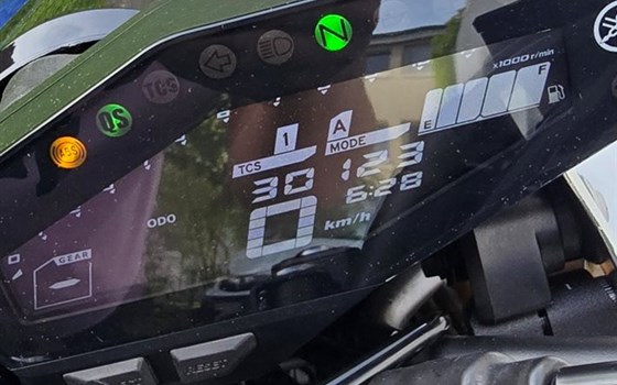 Gebrauchtmotorrad Yamaha MT-09 SP - Bild 8