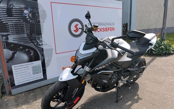 Neufahrzeug CFMOTO 450NK - Bild 2