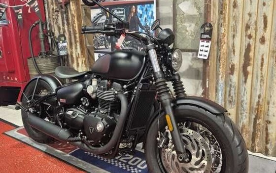 Gebrauchtmotorrad Triumph Bonneville Bobber Black - Bild 6