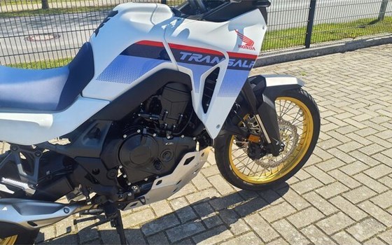 Gebrauchtmotorrad Honda XL750 Transalp - Bild 6