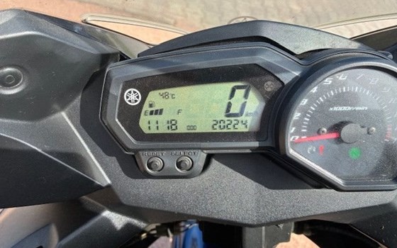 Gebrauchtmotorrad Yamaha XJ6 Diversion - Bild 10