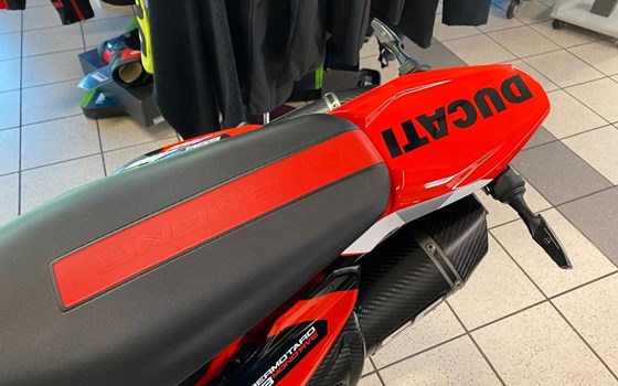 Gebrauchtmotorrad Ducati Hypermotard 698 Mono RVE - Bild 10