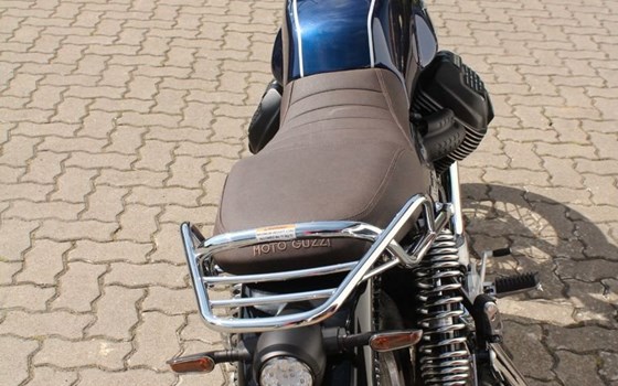 Gebrauchtmotorrad Moto Guzzi V7 Special - Bild 3