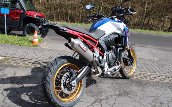 Gebrauchtmotorrad BMW F 900 GS - Bild 4