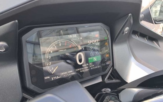 Gebrauchtmotorrad Honda Forza 750 - Bild 8