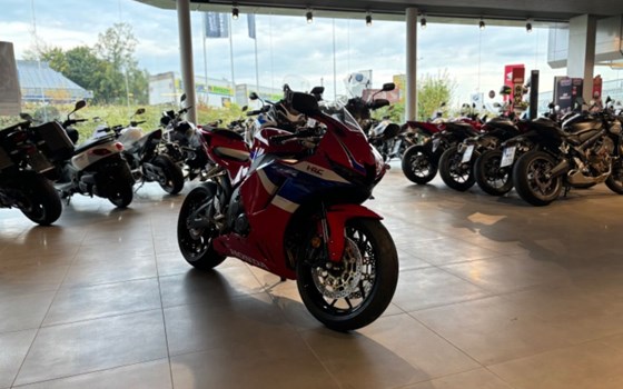 Gebrauchtmotorrad Honda CBR600RR - Bild 2