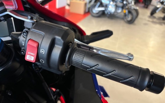 Gebrauchtmotorrad Honda CBR600RR - Bild 9