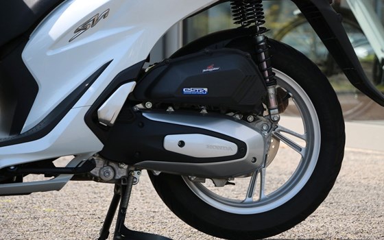 Gebrauchtmotorrad Honda SH150i - Bild 3