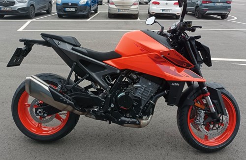 Neumotorrad KTM 990 Duke