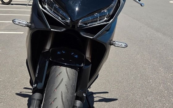 Gebrauchtmotorrad Honda CBR650R - Bild 3