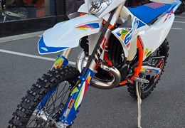 Neumotorrad KTM 300 EXC SIX DAYS