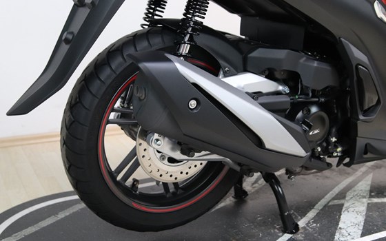 Gebrauchtmotorrad Honda SH350i - Bild 2