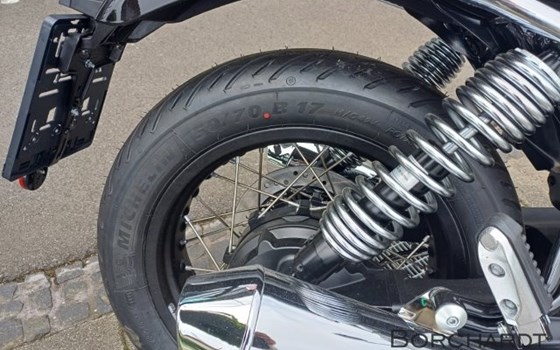 Neufahrzeug Moto Guzzi V7 Special - Bild 18