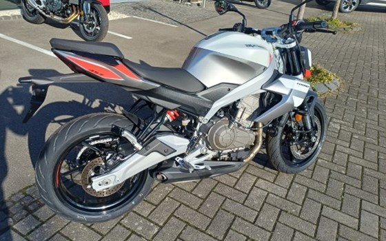 Neufahrzeug Aprilia Tuono 457 - Bild 3