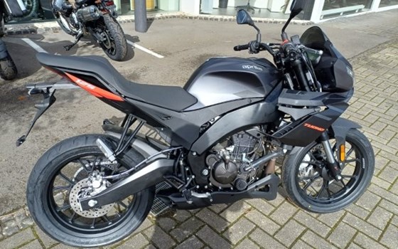 Neufahrzeug Aprilia Tuono 125 - Bild 3