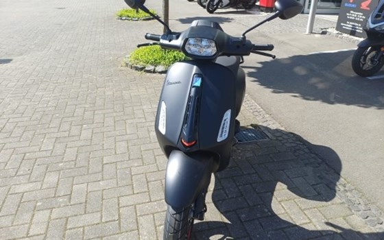 Neufahrzeug Vespa Sprint 50 2T - Bild 10