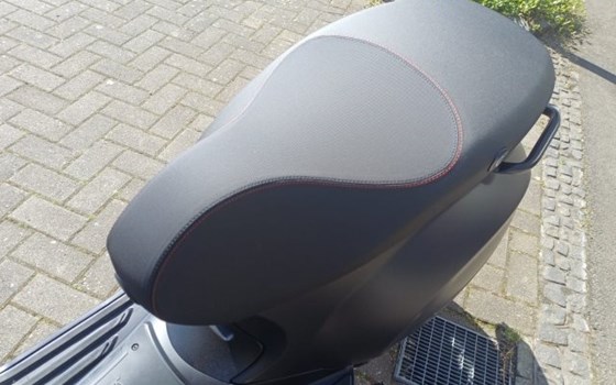 Neufahrzeug Vespa Sprint 50 2T - Bild 15