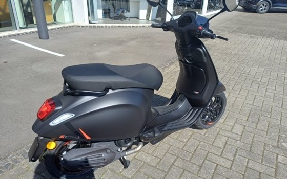 Neufahrzeug Vespa Sprint 50 2T - Bild 3
